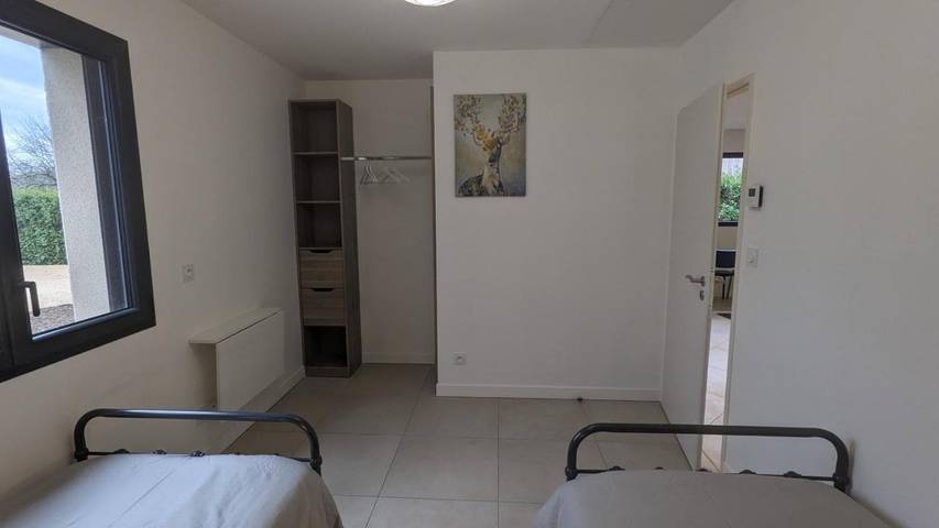 Location de vacances pour 4 personnes, avec jardin et vue dans Villieu-Loyes-Mollon - 4
