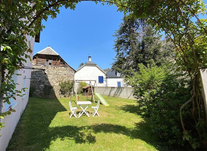Gîte pour 6 personnes, avec balcon et jardin à Aspin-en-Lavedan