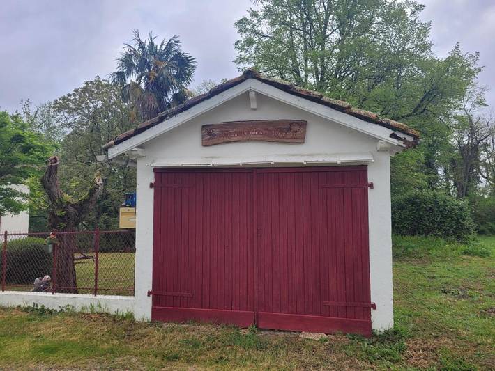 Chambre d’hôte pour 2 personnes, avec jardin et piscine ainsi que terrasse et vue dans les Hautes-Pyrénées - 2