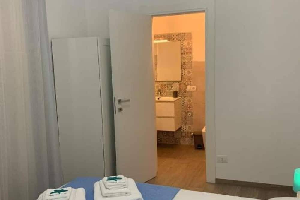 Entire apartment, Nina's House in Pozzallo, Ragusa Province
