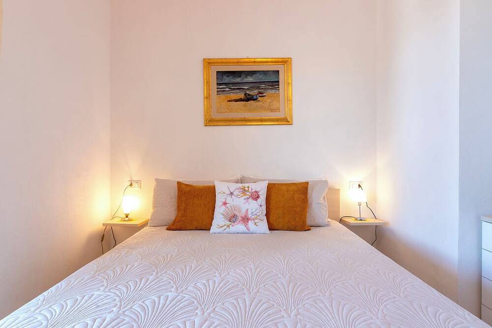 Apartamento entero, Vista Paradiso by Interhome in Trinità d'Agultu e Vignola (Borgo), Trinità d'Agultu e Vignola