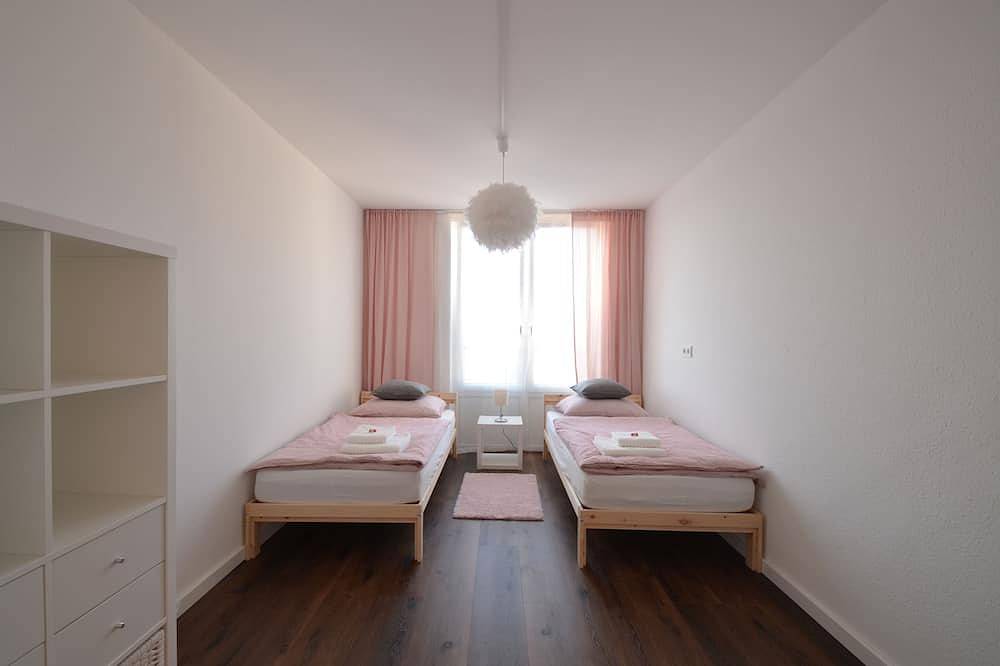 Entire apartment, 3 Bathroom - Rhapsody In Roof - Penthouse in Munich Sendling, Munich