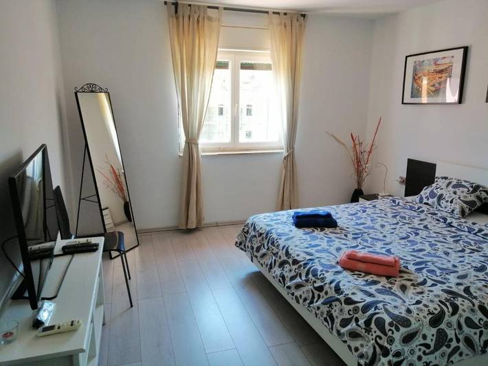 Maison d’hôte pour 4 personnes, avec terrasse et vue dans Vis