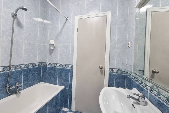 Ganze Wohnung, C27E02 Matrimonial Comfort Hostería El Capricho in Piélagos, Kantabrische Küste