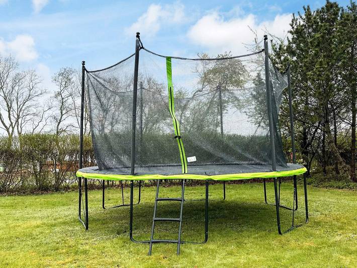 Ferienhaus für 8 Personen, mit Garten und Whirlpool sowie Terrasse und Sauna, kinderfreundlich in Odder und Umgebung - 2