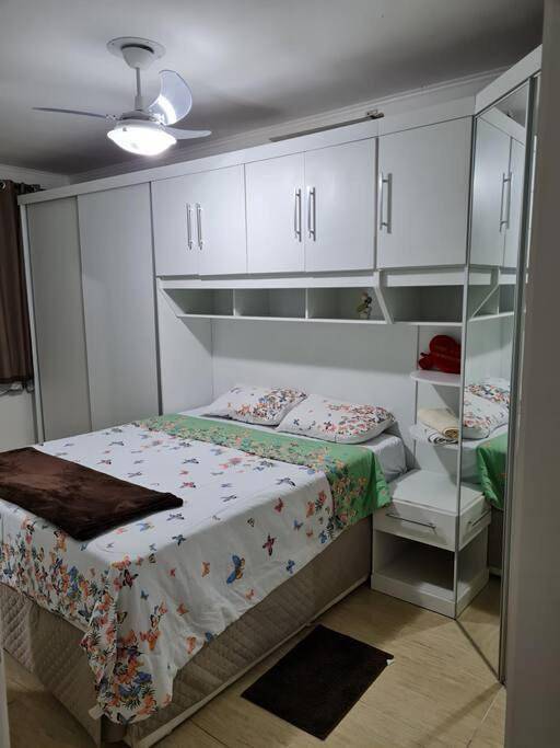 Casas e apartamentos de temporada para 5 pessoas, com balcão, com animais de estimação em São José dos Pinhais