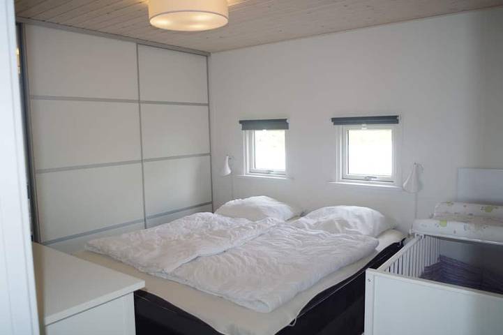 180° Meerblick, strandnah, 6 Pers./3 Zimmer, Wlan, ganzjährig, Garten eingezäunt in Skarrev, Apenrade