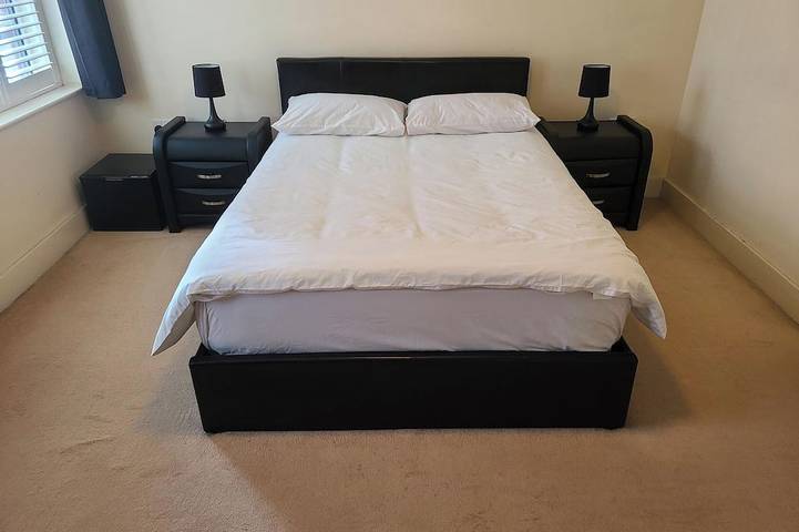 Apartment for 2 people in Luton