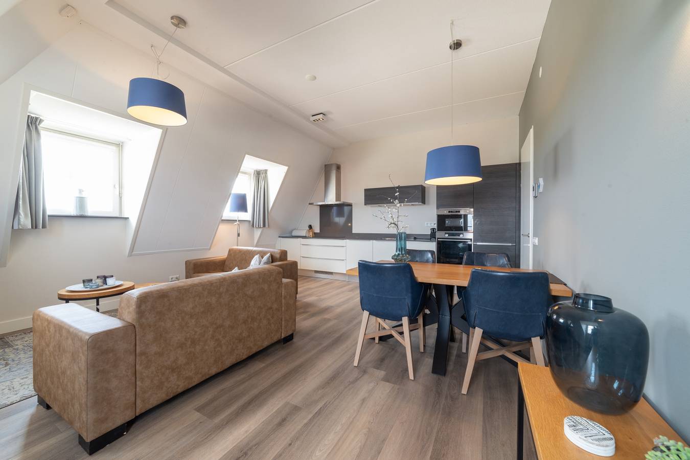 Ganze Wohnung, Luxuriöses 4-Personen-Apartment in Colijnsplaat direkt am Wasser. in Colijnsplaat, Zeeuwse Kust