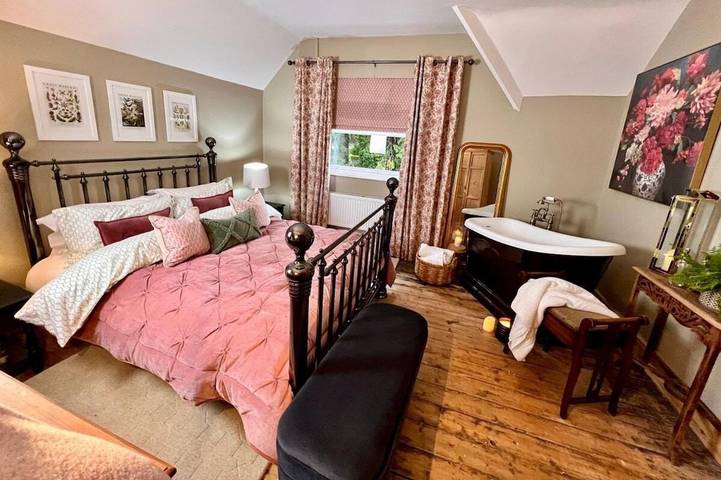 Location de vacances pour 7 personnes, avec vue et terrasse, animaux acceptés à Merthyr Tydfil - 4