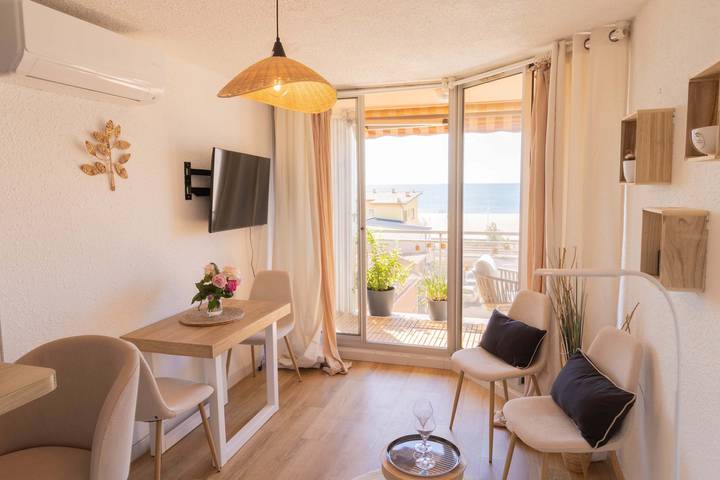 Gîte pour 4 personnes, avec balcon/terrasse, adapté aux familles dans Plage Centrale (Valras-Plage) - 2