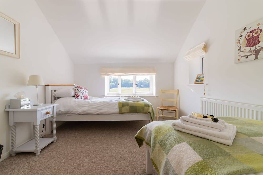 Holly Cottage - Tranquil luxury country cottage in the Surrey Hills in Ewhurst (Surrey), Surrey