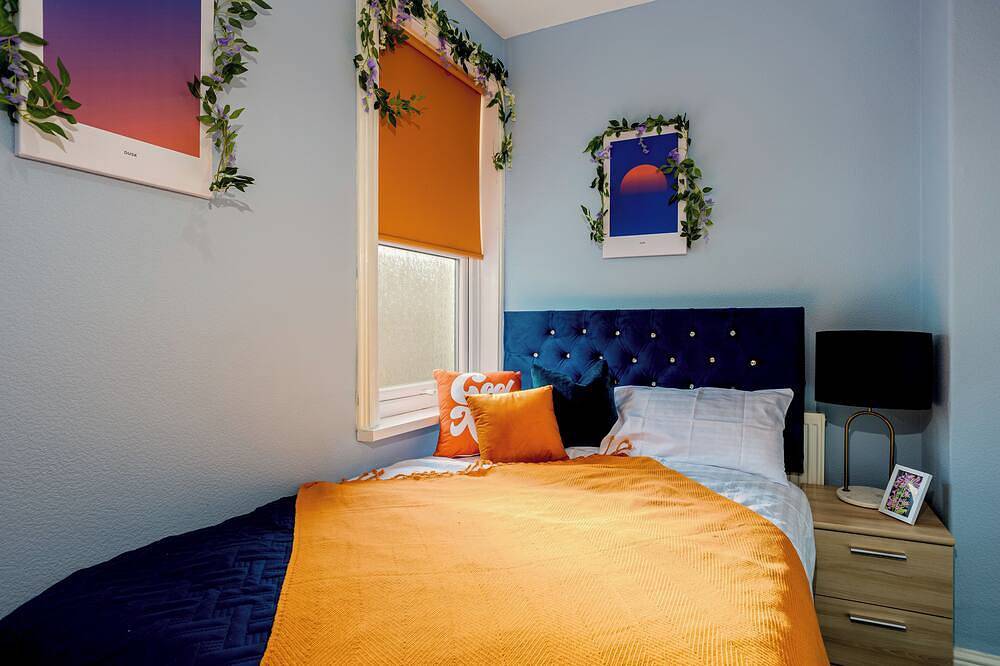 Botanical House Bloom Suite - One Bedroom Apartment -  Sleeps 4 in Thornton-Cleveleys, Lancashire