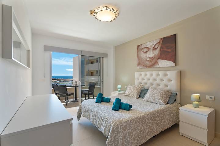 Apartamento para 4 personas, con piscina para niños y jardín en Playa Paraíso