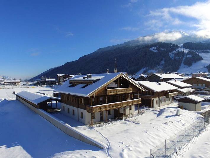 Ganze Ferienwohnung, Luxus Ferienwohnung mit Sauna für bis zu 8 Personen in Hohe Tauern, Hollersbach im Pinzgau