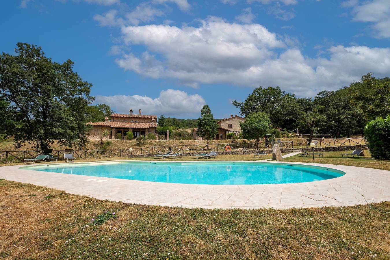 Agriturismo Melograno Poderone mit Terrasse, gemeinschaftlich genutztem Pool und Wlan in Roccalbegna, Grosseto Provinz