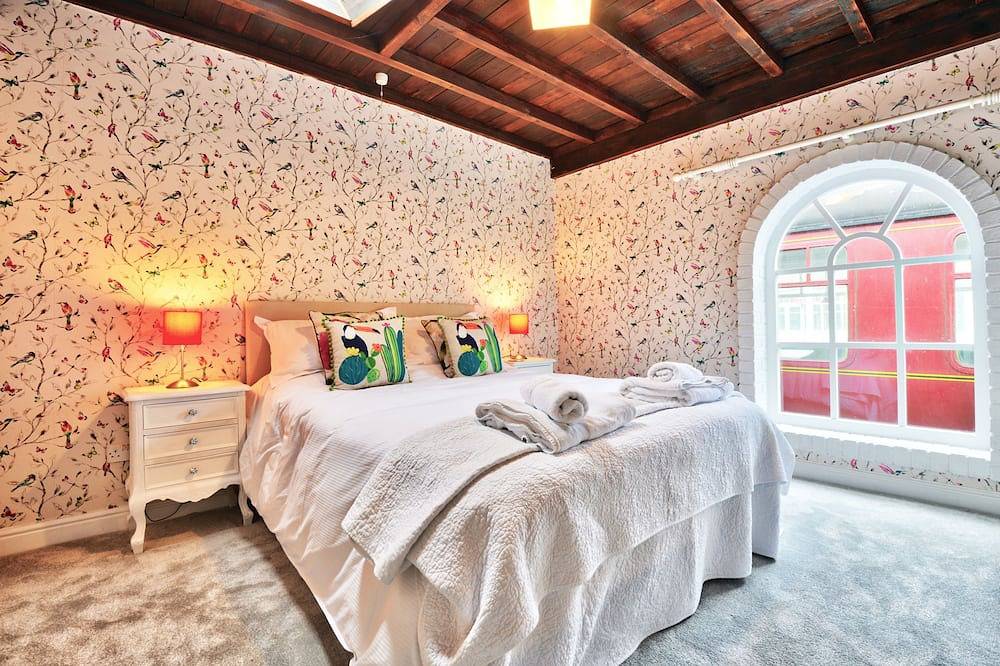 A stylish cottage, in the heart of the delightful  village of Grosmont in North York Moors National Park