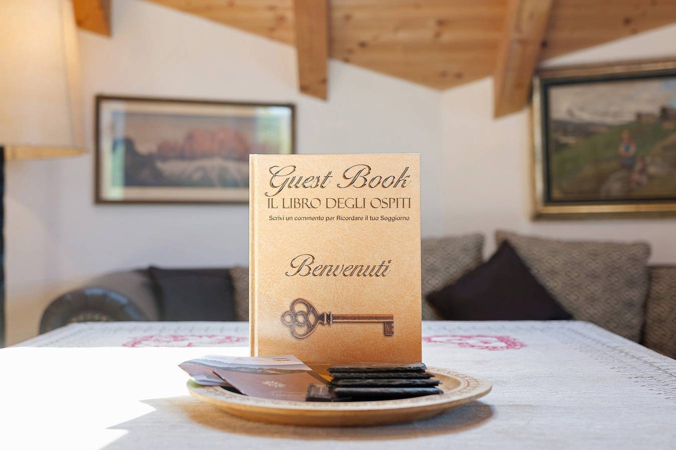 Ganze Wohnung, Ferienwohnung 'Mascheshof' mit Bergblick, Privatem Garten und Wi-Fi in Villnöß, Dolomiti Superski
