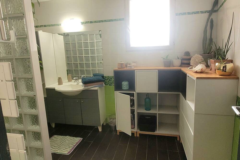 Charming house with swimming pool. Center Castres in Castres, Castres region