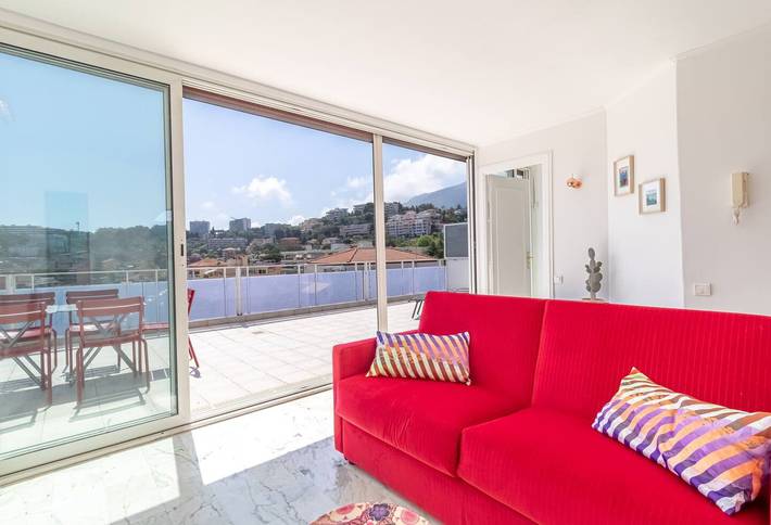 Gîte pour 4 personnes, avec terrasse dans Carnolès - 2