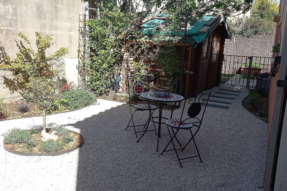 Ganze Wohnung, Studio les Myosotis in Cavaillon, Regionaler Naturpark Luberon