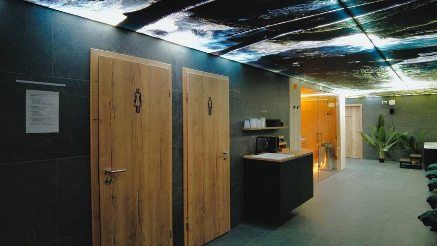 Pension pour 6 personnes, avec jacuzzi ainsi que balcon et sauna