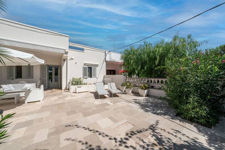 Villa per 2 persone, con giardino in Villanova