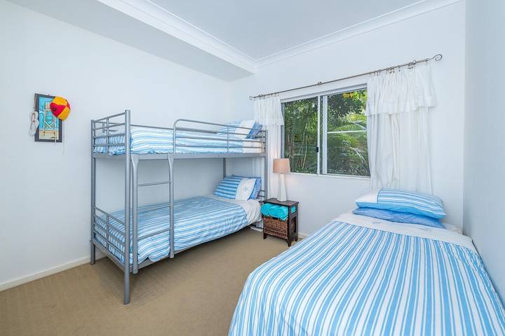 Holiday home for 9 people, with hot tub and garden in Anna Bay