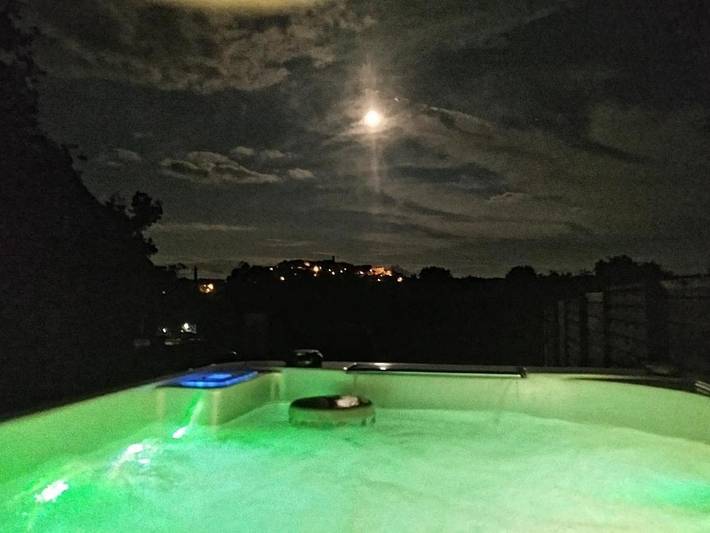 Chalet pour 2 personnes, avec terrasse ainsi que vue et jardin dans le Tarn - 2