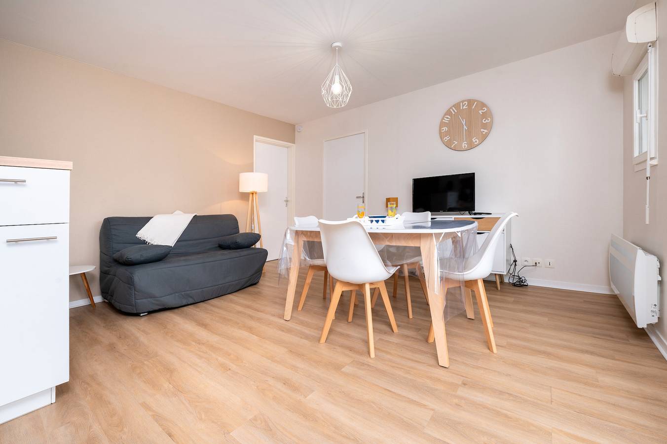 Geheel appartement, Appartement 'L'Optimist Crouesty Privé Parkeren' met balkon in Kerjouanno, Arzon