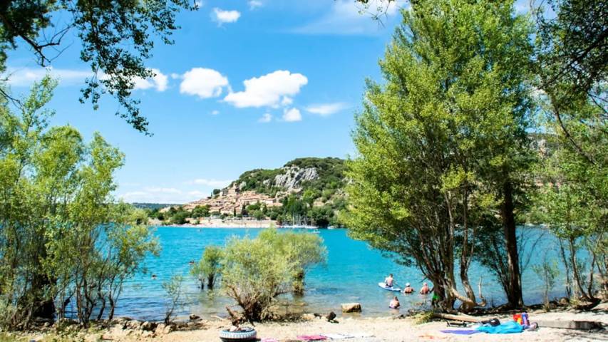 Mobil home pour 4 personnes, avec terrasse, animaux acceptés dans Lac de Sainte-Croix - 2