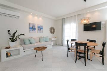 Villa for 7 People in Cyclades, Photo 2