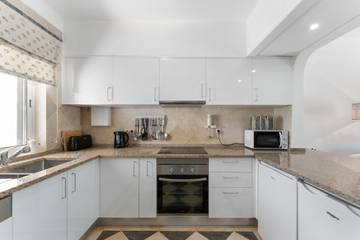 Glamping voor 6 Personen in Olhos de Água, Algarve, Afbeelding 3