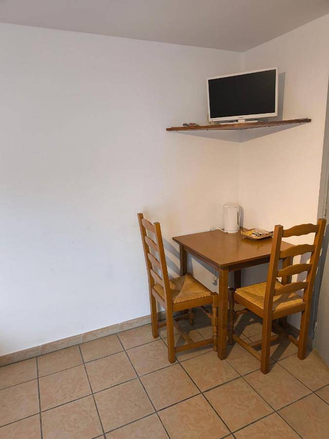 Hôtel pour 2 personnes à Cercy-la-Tour - 3