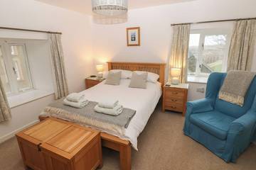 Cottage for 4 People in Solva, Pembrokeshire, Photo 1