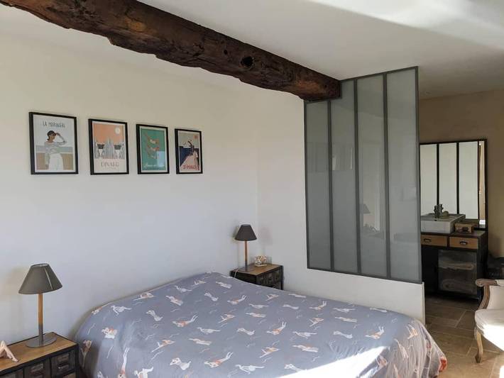 Chambre d’hôte pour 2 personnes, avec vue et jardin ainsi que terrasse et piscine