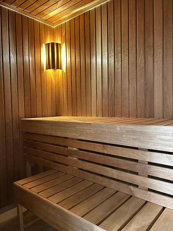 High standard, large cabin with amazing view in Stryn 