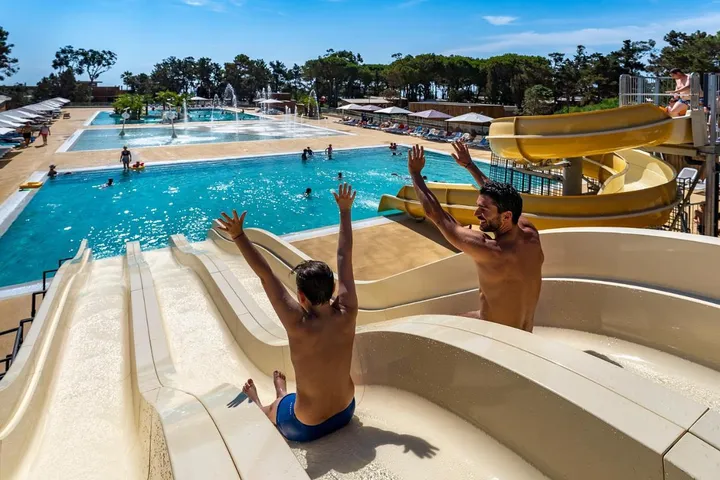 Villa pour 6 personnes, avec piscine ainsi que terrasse et vue, animaux acceptés - 1