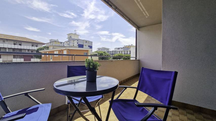 Ferienwohnung für 4 Personen, mit Ausblick und Balkon - 1