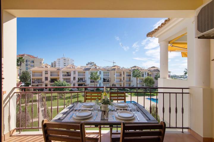 Gîte pour 4 personnes, avec balcon et jardin à Quarteira - 3