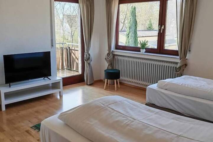 Villa für 14 Personen, mit Balkon in Schwaebisches Donautal - 2