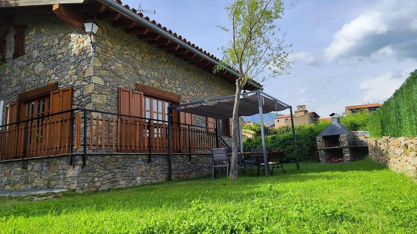 Casa rural para 4 personas, con vistas y jardín en Provincia de Lleida - 2