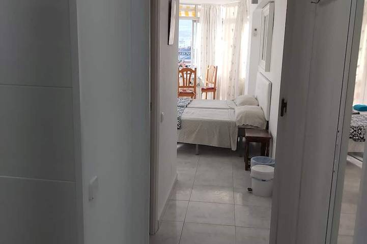 Apartamento entero, Estudio Con Piscina compartida, Jardín Y Quiosco Servir alcohol y helados / dulces in Benalmádena Costa, Benalmádena