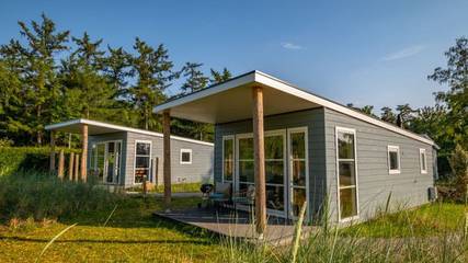 Ferienhaus für 4 Personen, mit Terrasse und Seeblick sowie Garten und Ausblick in Nordrhein-Westfalen