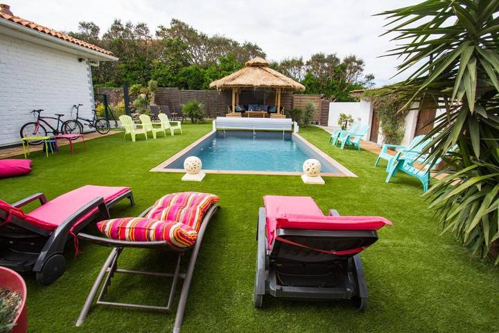 Maison de vacances pour 6 personnes, avec jacuzzi ainsi que jardin et piscine, animaux acceptés à Labenne