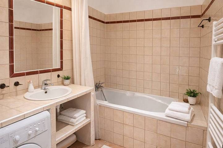 Gîte pour 4 personnes à Saint-Trinit - 4