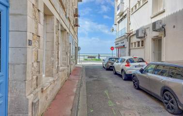 Gîte pour 8 personnes, avec jardin et terrasse, animaux acceptés dans Plage Pontaillac