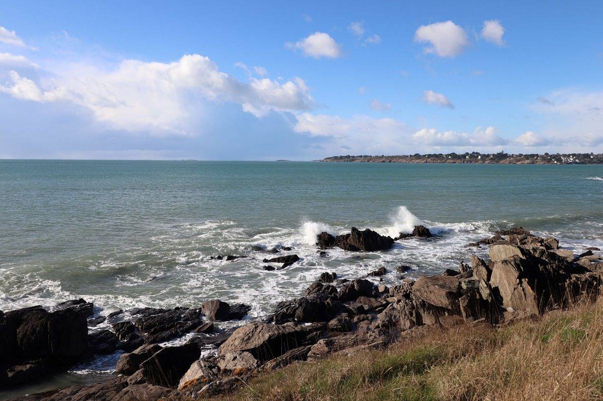 Porzh gwen in Moëlan-sur-Mer, Côte de Cornouaille