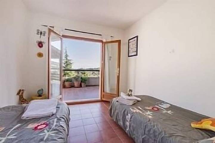 Location de vacances pour 7 personnes, avec jardin et terrasse à Cabrerolles - 3