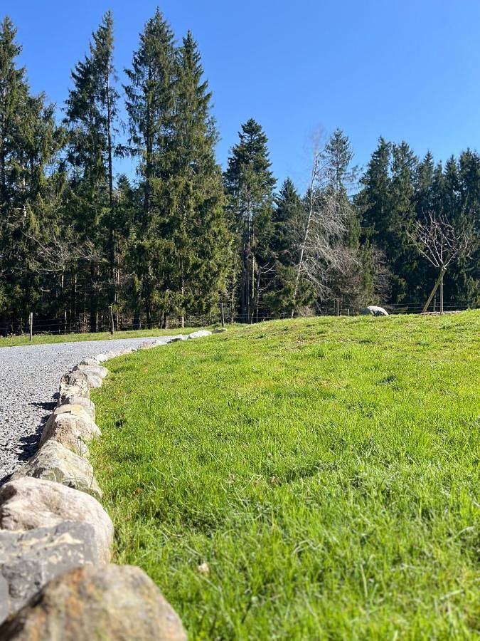 Gîte pour 4 personnes, avec jardin à Larringes - 2